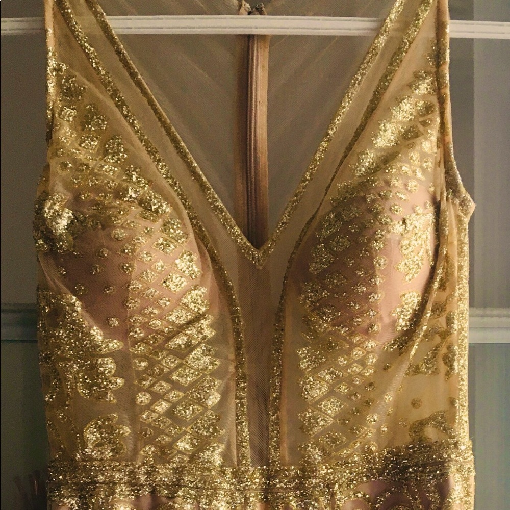Haute couture gold prom dress, very sparkly !